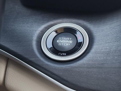 Used 2022 Jeep Grand Cherokee Limited image 19