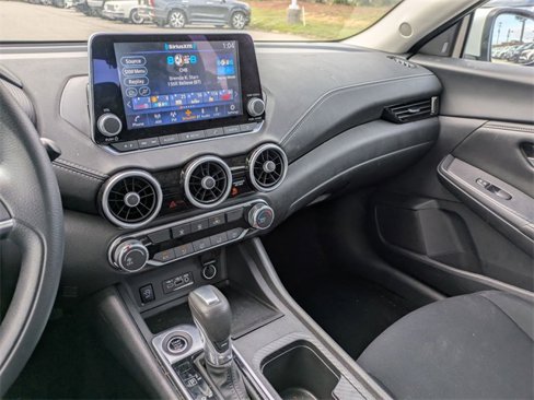 Used 2025 Nissan Sentra SV image 20