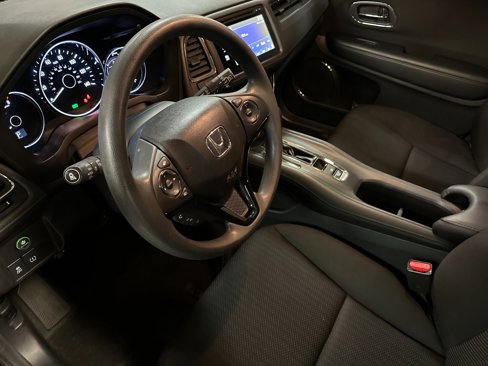 Used 2016 Honda HR-V EX image 9