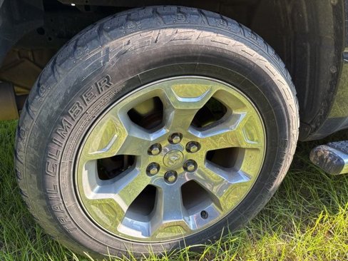 Used 2019 RAM 1500 Big Horn image 5
