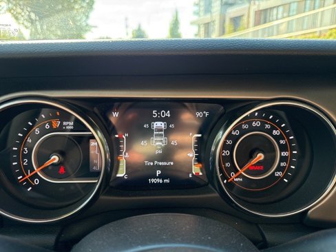 Used 2019 Jeep Wrangler Sport image 5