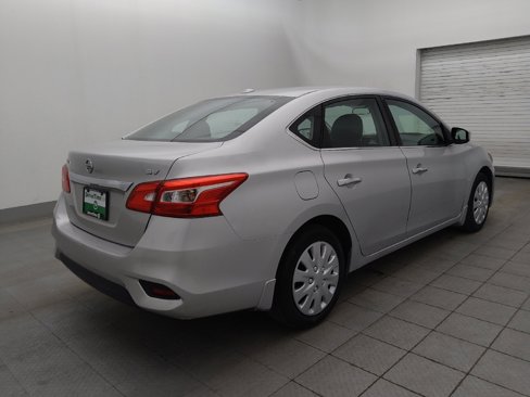 Used 2017 Nissan Sentra SV image 10