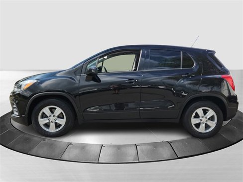 Used 2020 Chevrolet Trax LS w/ Tint and Cruise Package image 6