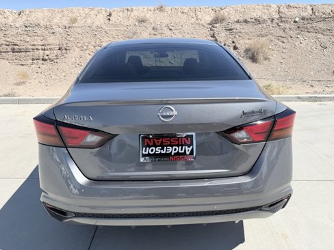 Used 2023 Nissan Altima 2.5 S image 7