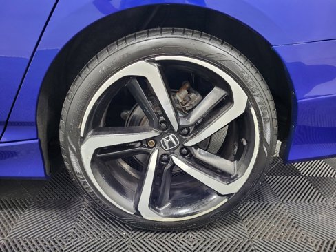 Used 2018 Honda Accord Sport image 31