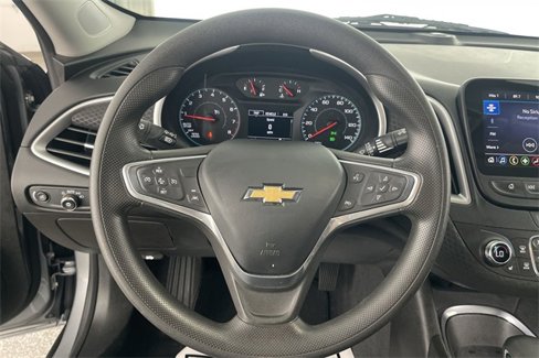 Used 2023 Chevrolet Malibu LT image 37
