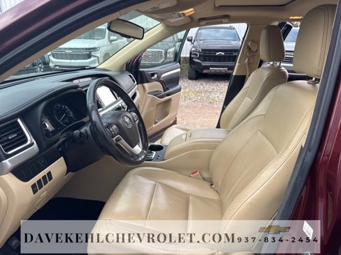 Used 2015 Toyota Highlander XLE image 16