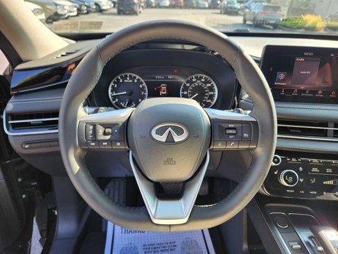 Certified 2025 INFINITI QX60 Pure image 19