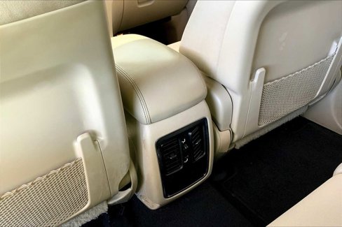 Certified 2022 Jeep Grand Cherokee Laredo E image 36