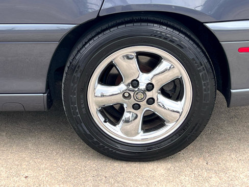 Used 1997 Cadillac Catera image 16