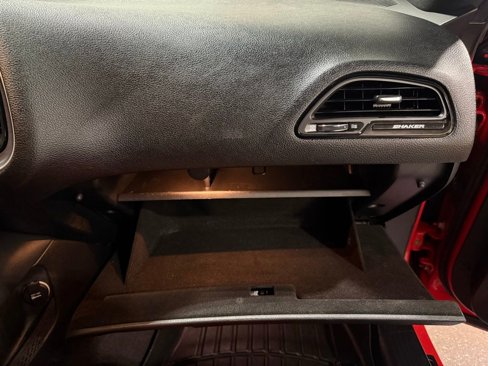 Used 2018 Dodge Challenger R/T Plus image 30