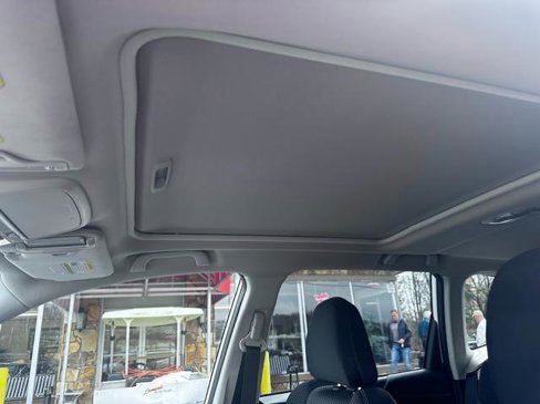 Used 2019 Subaru Forester Premium image 8