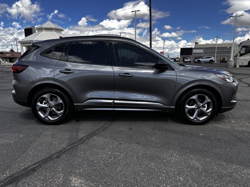 Used 2023 Ford Escape ST-Line image 4