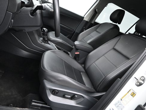 Used 2021 Volkswagen Tiguan SEL image 10