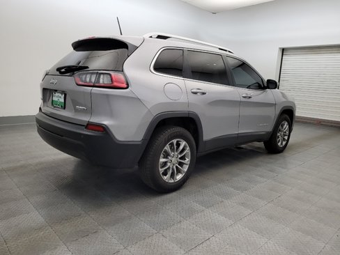 Used 2020 Jeep Cherokee Latitude Plus w/ Cold Weather Group image 9