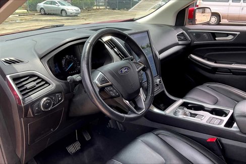 Used 2022 Ford Edge Titanium image 14