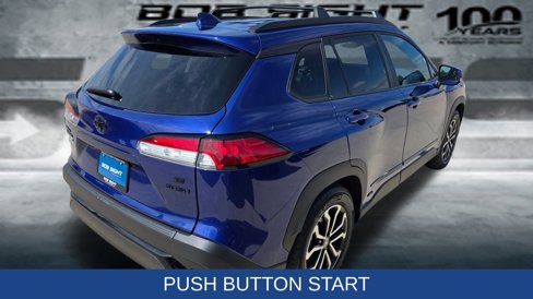 Used 2023 Toyota Corolla Cross SE image 6