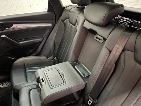 Used 2020 Audi Q5 2.0T Titanium Premium Plus image 15