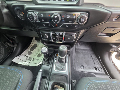 Used 2021 Jeep Wrangler Islander image 37
