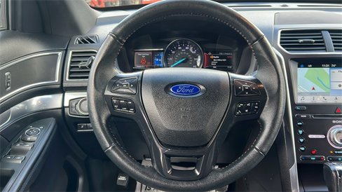 Certified 2018 Ford Explorer Sport image 15