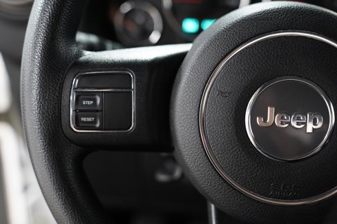 Used 2015 Jeep Wrangler Sport image 17
