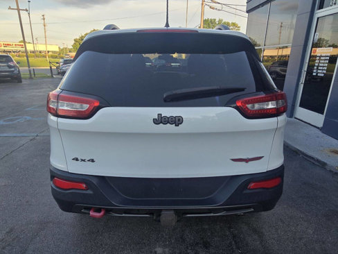 Used 2014 Jeep Cherokee Trailhawk w/ Leather Interior Group image 8