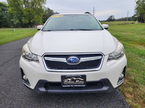 Used 2016 Subaru Crosstrek 2.0i Premium w/ Moonroof Package image 3