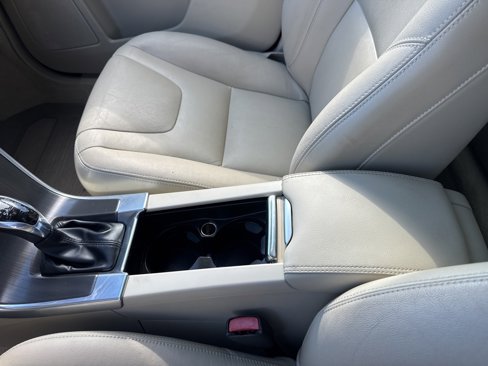 Used 2015 Volvo XC60 T6 w/ Protection Package image 41