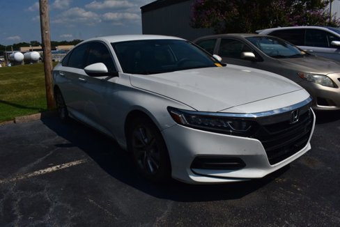 Used 2019 Honda Accord LX image 3