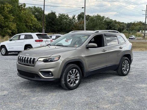 Used 2019 Jeep Cherokee Latitude Plus w/ Comfort/Convenience Group image 23