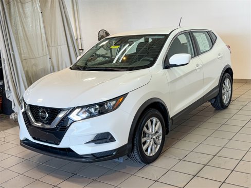 Used 2022 Nissan Rogue Sport S image 11