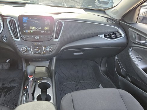 Certified 2024 Chevrolet Malibu RS w/ LPO, Floor Liner Package image 14
