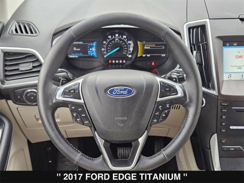 Used 2017 Ford Edge Titanium image 23