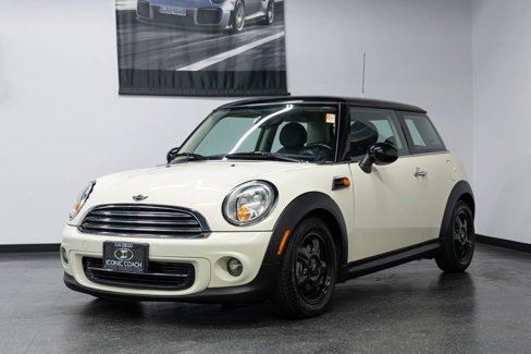 Used 2011 MINI Cooper Hardtop image 4