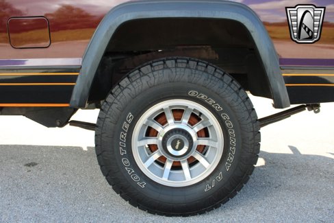 Used 1987 Jeep Comanche Chief image 13