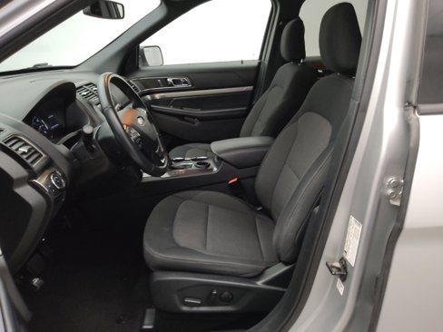 Used 2019 Ford Explorer XLT w/ Equipment Group 201A image 17
