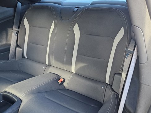Used 2018 Chevrolet Camaro LT w/ RS Package image 13