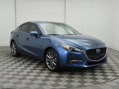 Used 2018 MAZDA MAZDA3 Grand Touring w/ Premium Equipment Package image 3