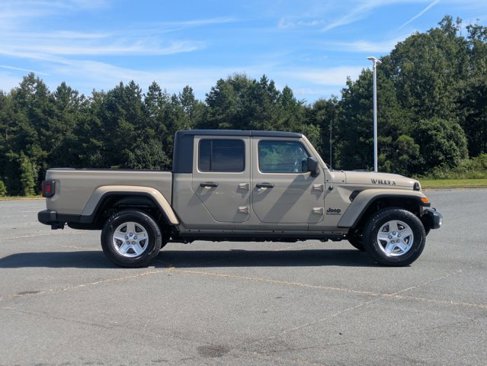 Used 2020 Jeep Gladiator Sport w/ Quick Order Package 24S image 3