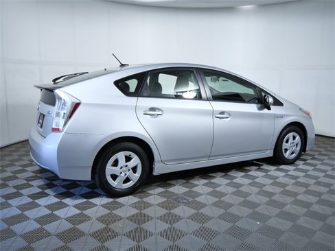 Used 2010 Toyota Prius Three image 7