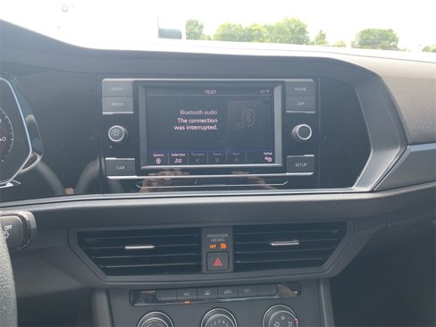 Used 2019 Volkswagen Jetta S image 16