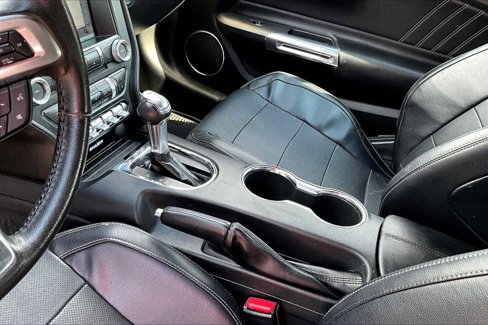 Used 2016 Ford Mustang Premium image 12
