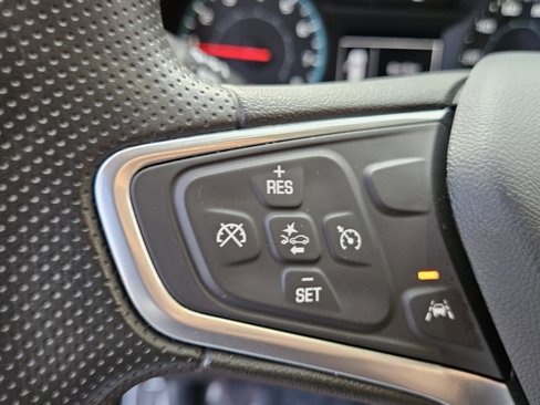 Used 2023 Chevrolet Equinox LS image 30