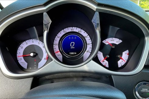 Used 2011 Cadillac SRX Luxury image 10