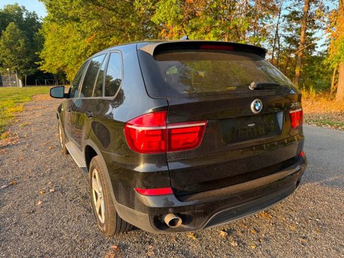 Used 2011 BMW X5 xDrive35d image 3