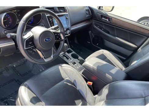 Used 2019 Subaru Outback 2.5i Limited image 9