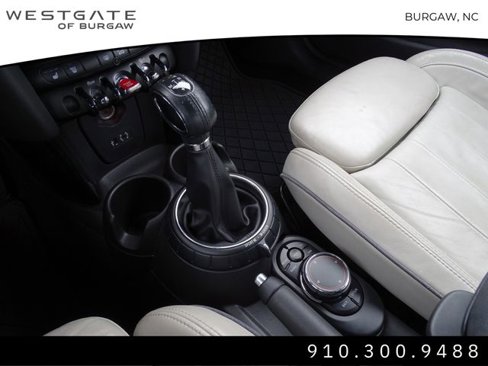 Used 2017 MINI Cooper S image 30
