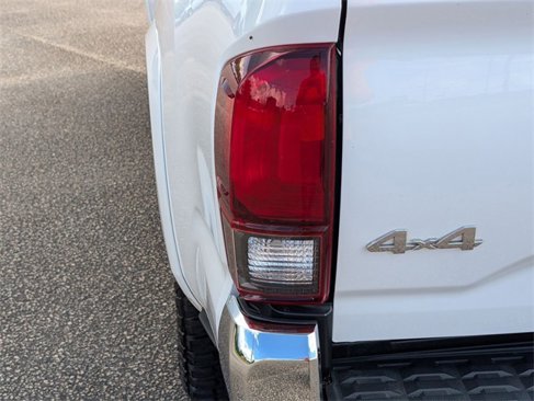 Used 2019 Toyota Tacoma SR5 image 16