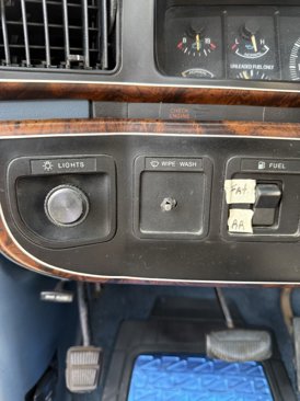 Used 1988 Ford F150 2WD Regular Cab image 12