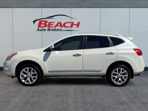 Used 2012 Nissan Rogue SL image 2